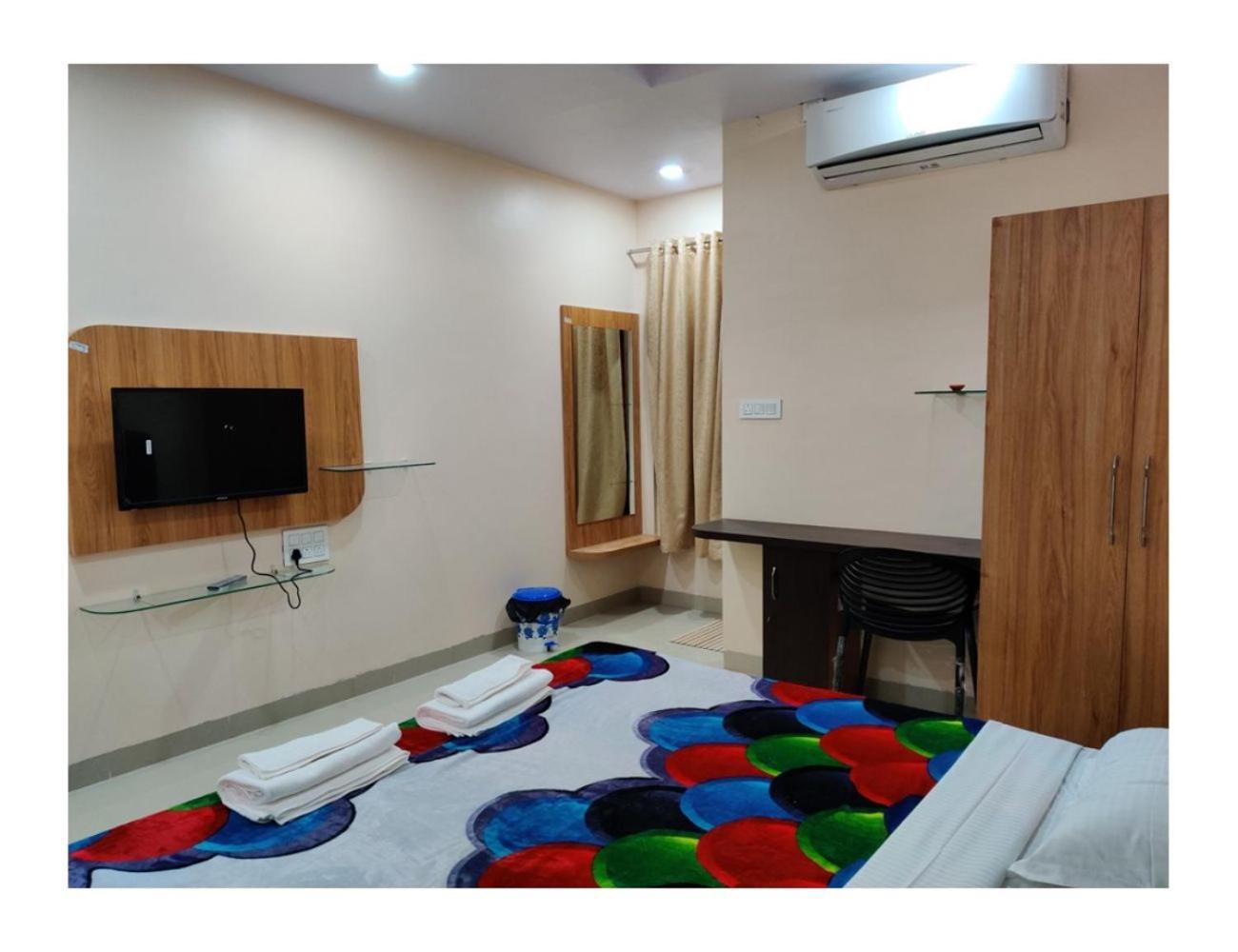 Hotel Pragati, Chanderi, Mp Dış mekan fotoğraf